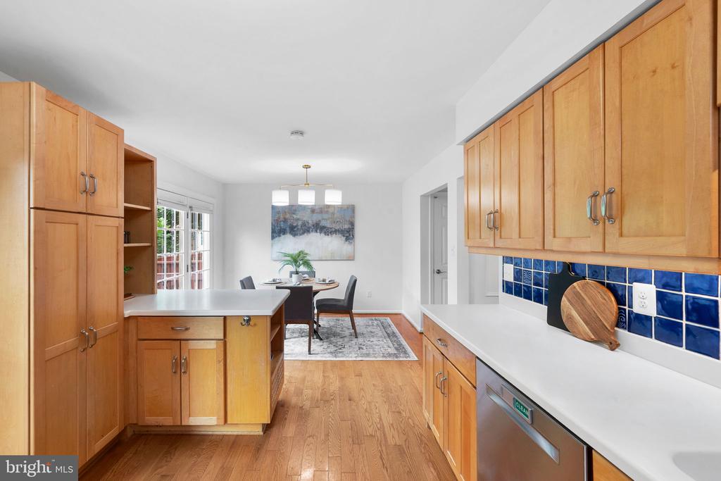 9639 SCOTCH HAVEN DRIVE