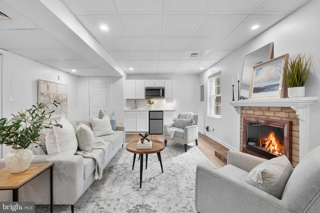 9639 SCOTCH HAVEN DRIVE
