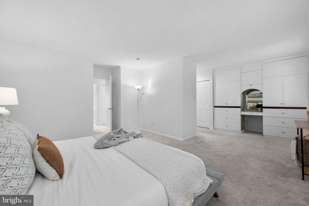 9639 SCOTCH HAVEN DRIVE