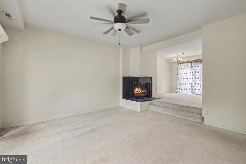 5305 ANCHOR COURT