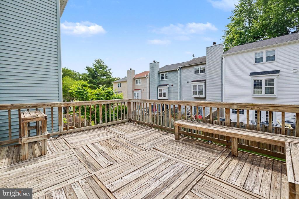 5305 ANCHOR COURT