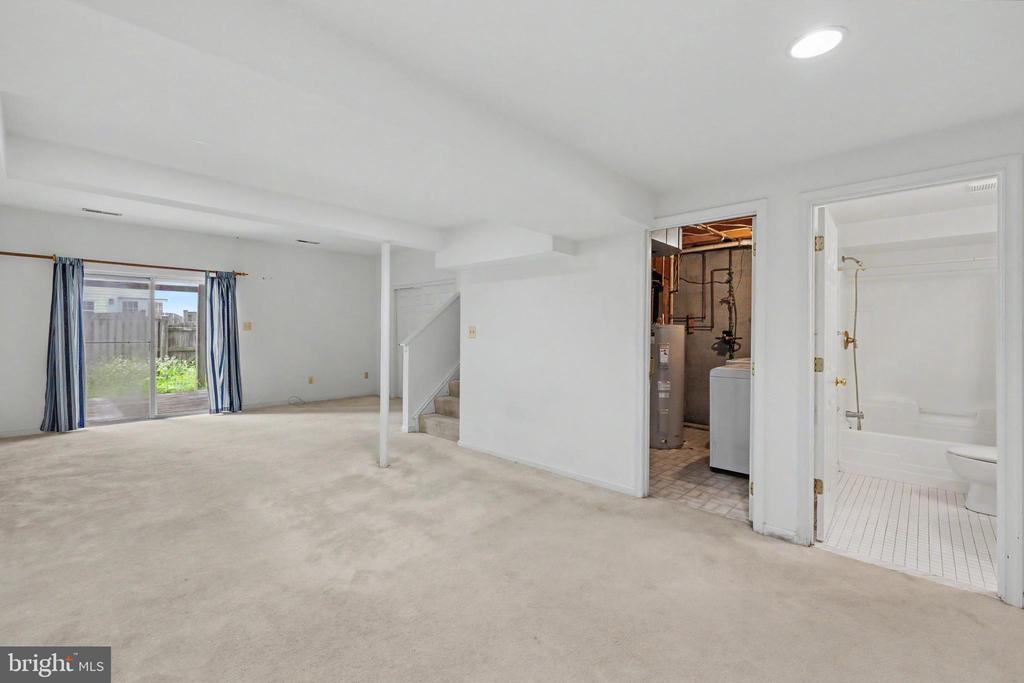 5305 ANCHOR COURT