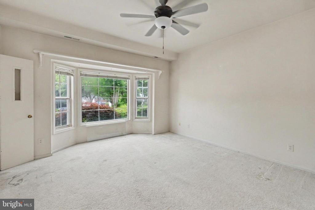 5305 ANCHOR COURT