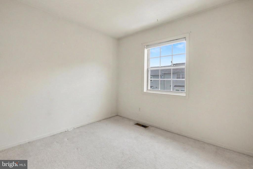 5305 ANCHOR COURT