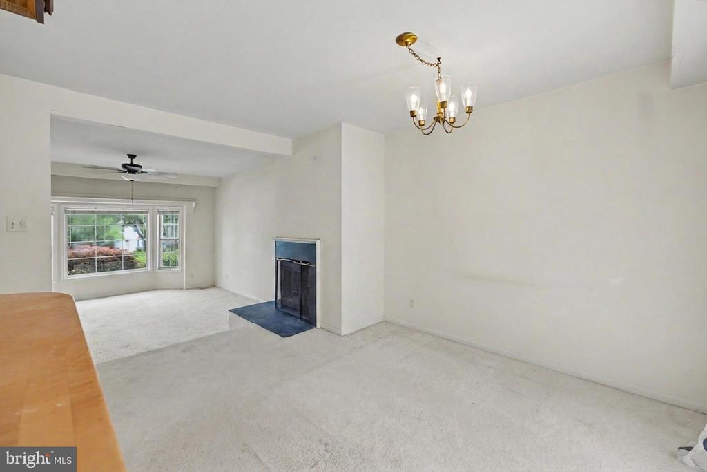 5305 ANCHOR COURT