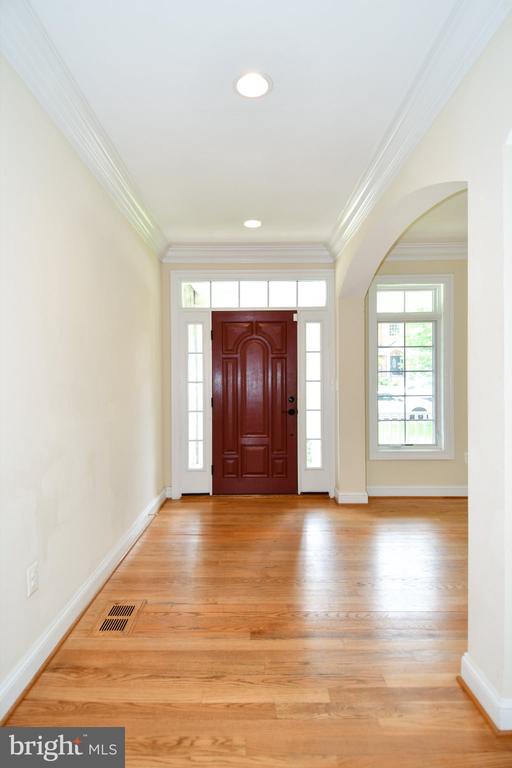 1924 LEONARD ROAD