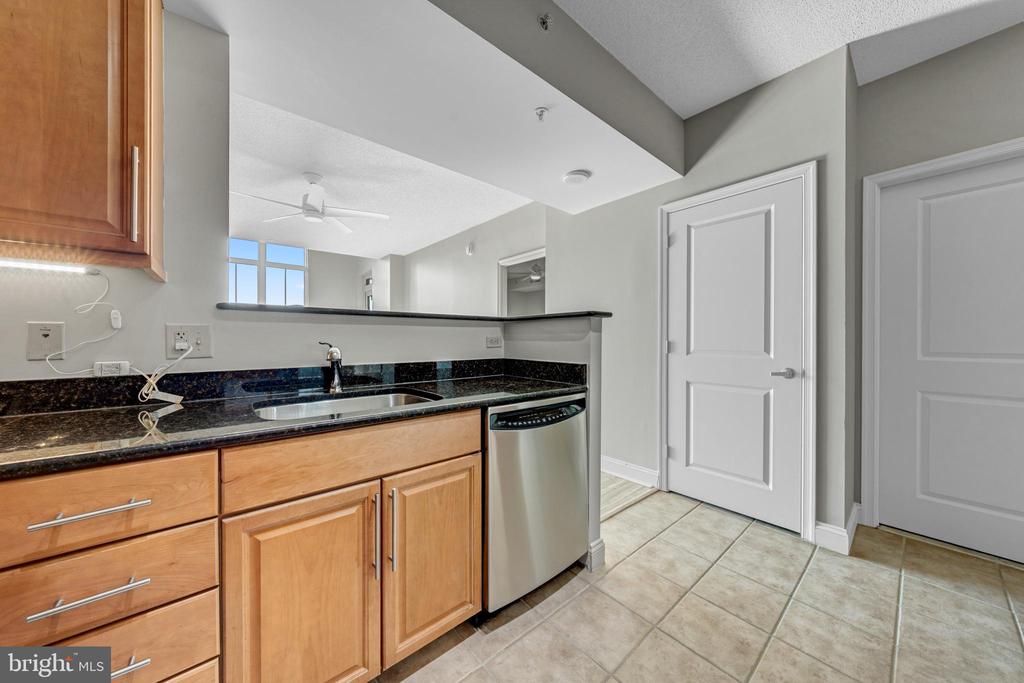 11760 SUNRISE VALLEY DRIVE 1008