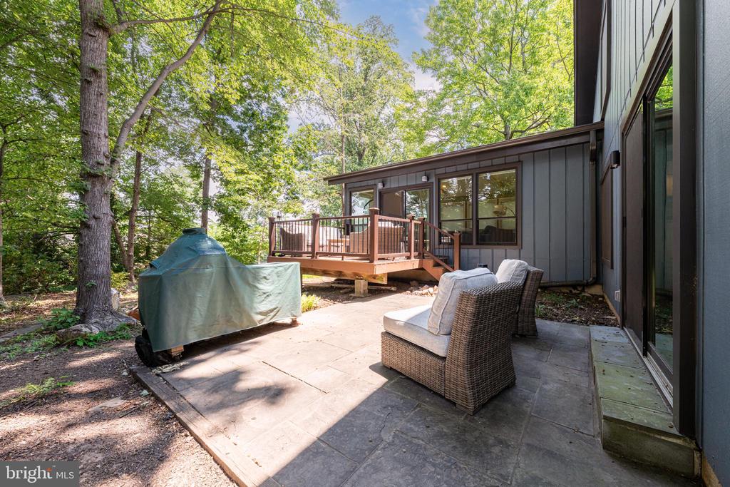6706 PINE CREEK COURT
