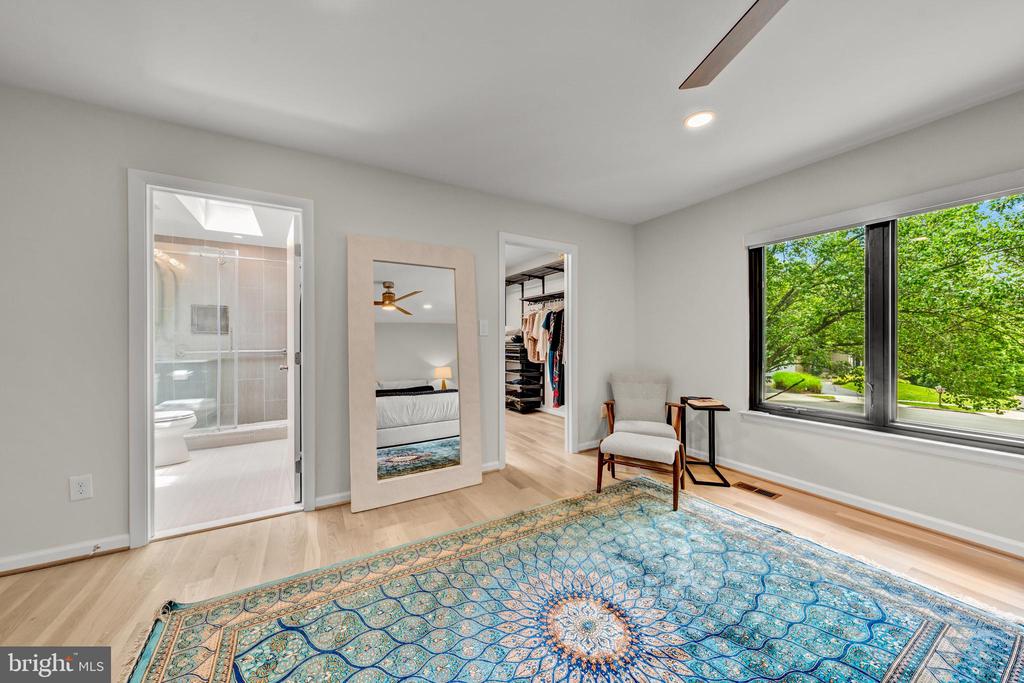 6706 PINE CREEK COURT