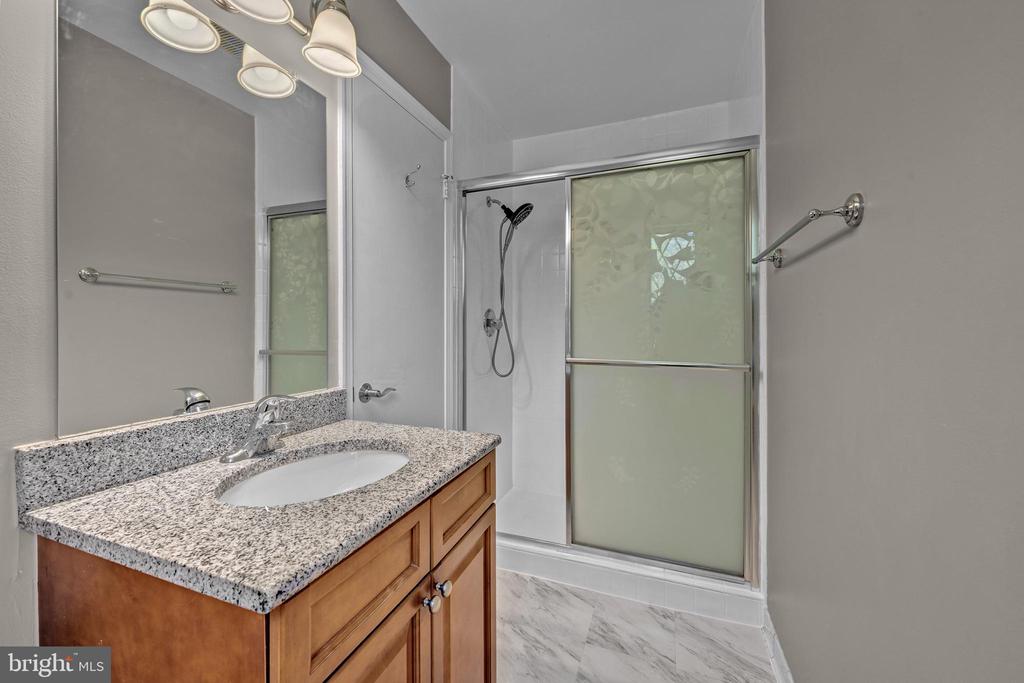 1077 SPRING HILL ROAD