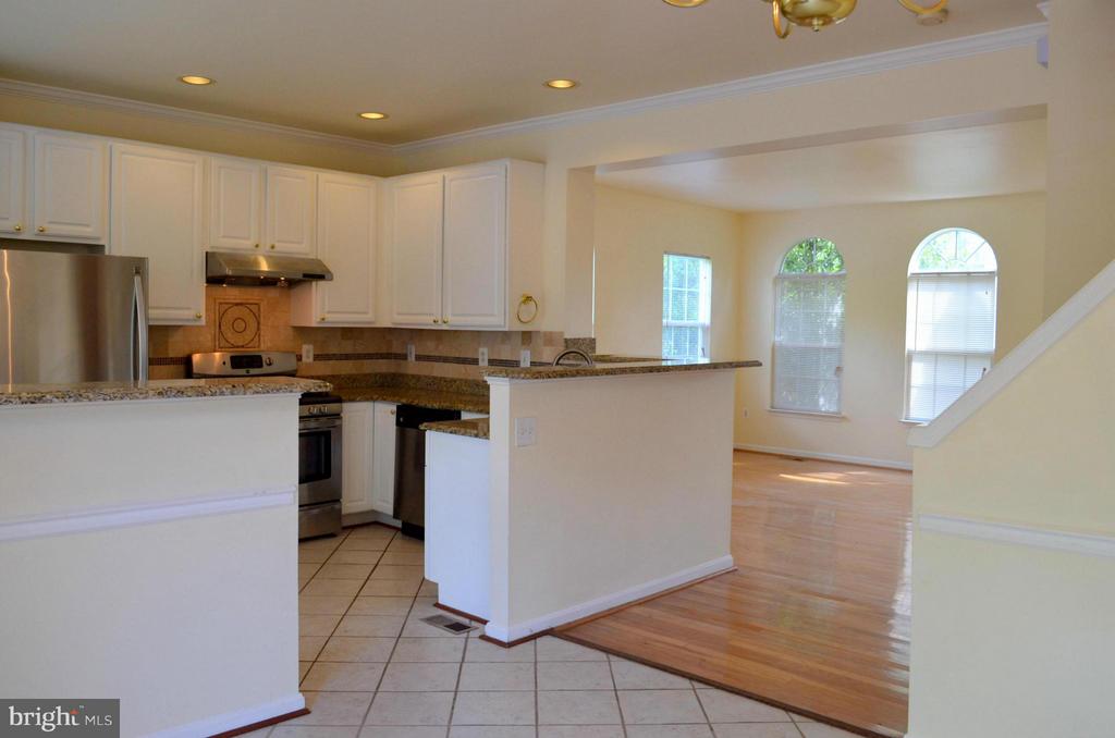6863 DRIFTON COURT