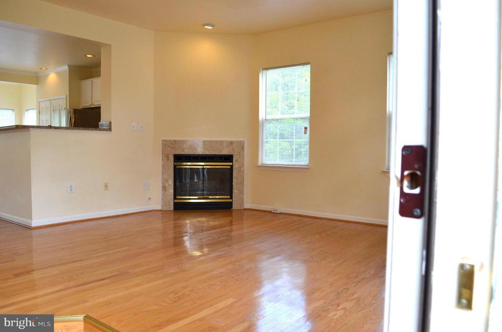 6863 DRIFTON COURT