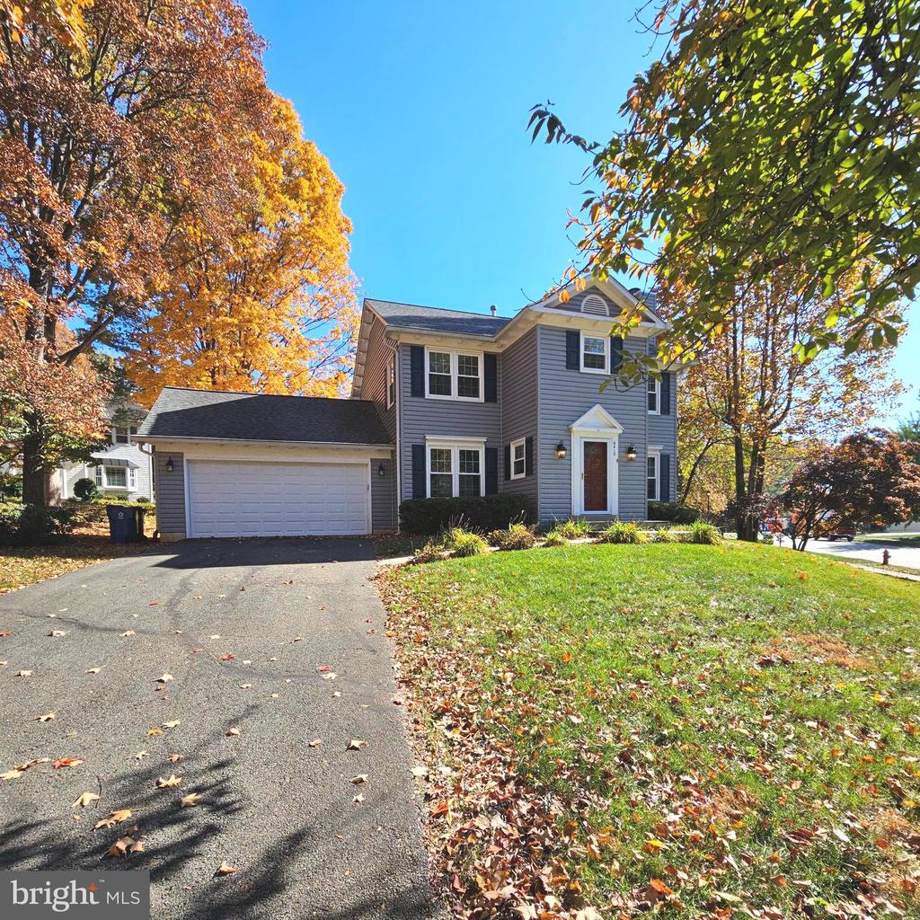 6413 FOUR OAKS LANE
