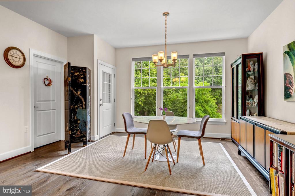 5951 CLAPTON COURT