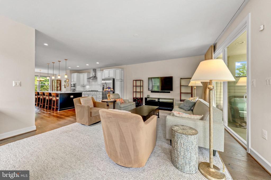 5951 CLAPTON COURT