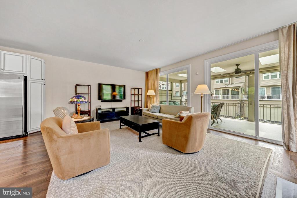 5951 CLAPTON COURT