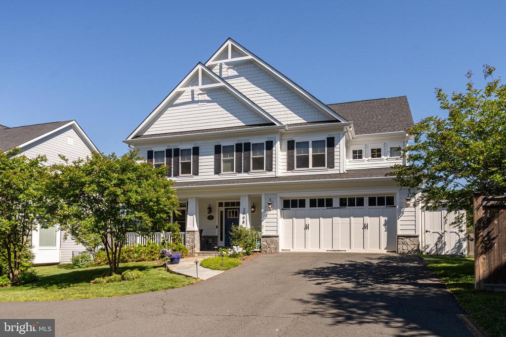2998 BEECHWOOD LANE