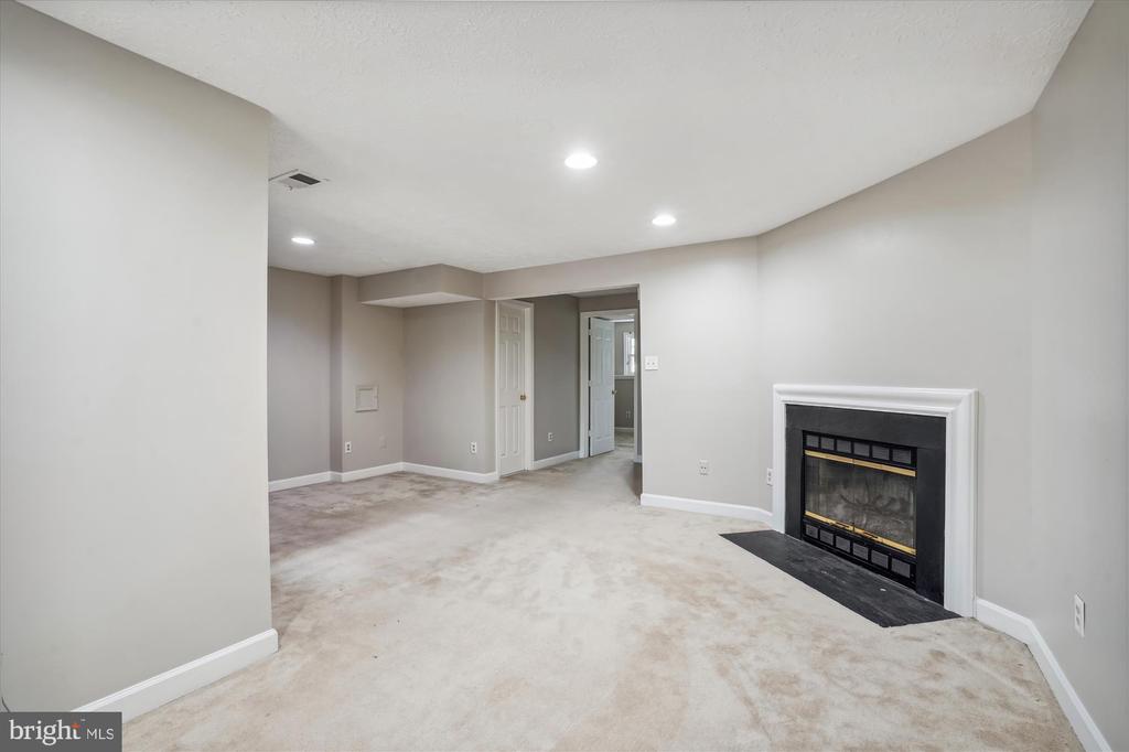 14634 BATTERY RIDGE LANE