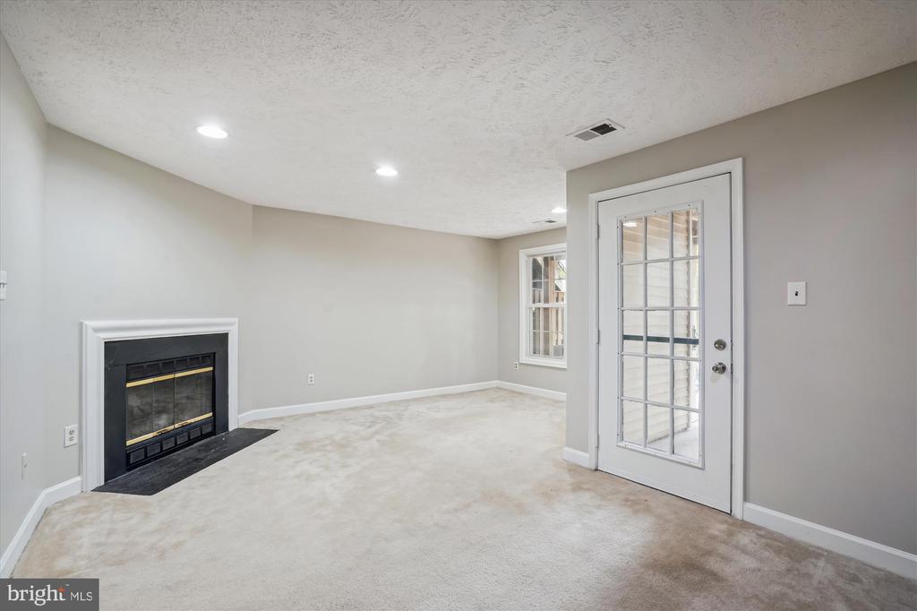 14634 BATTERY RIDGE LANE