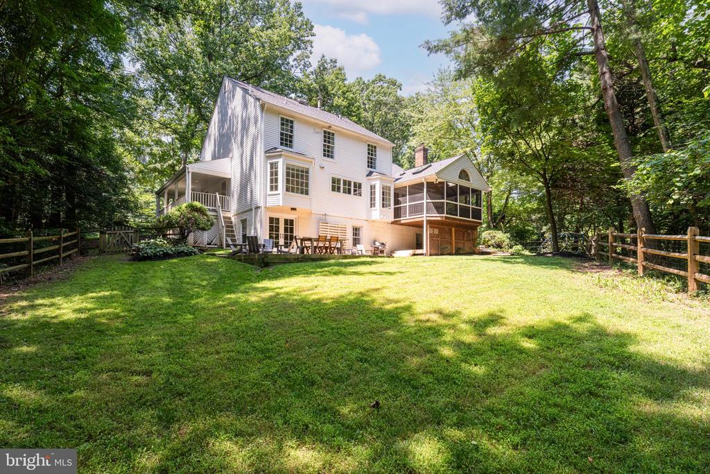 1565 OLD EATON LANE
