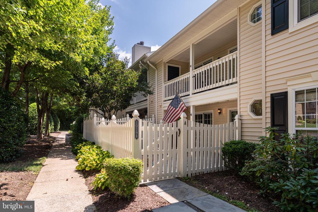 10198 ASHBROOKE COURT Unit: 125