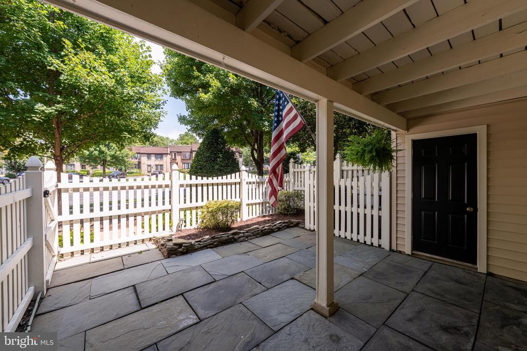 10198 ASHBROOKE COURT Unit: 125