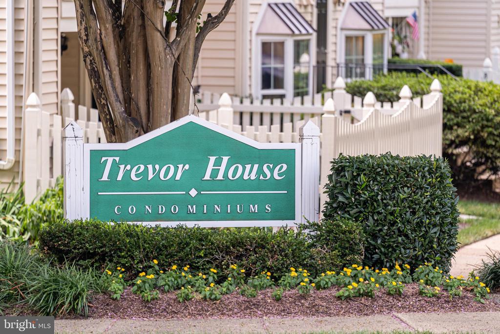 10198 ASHBROOKE COURT Unit: 125