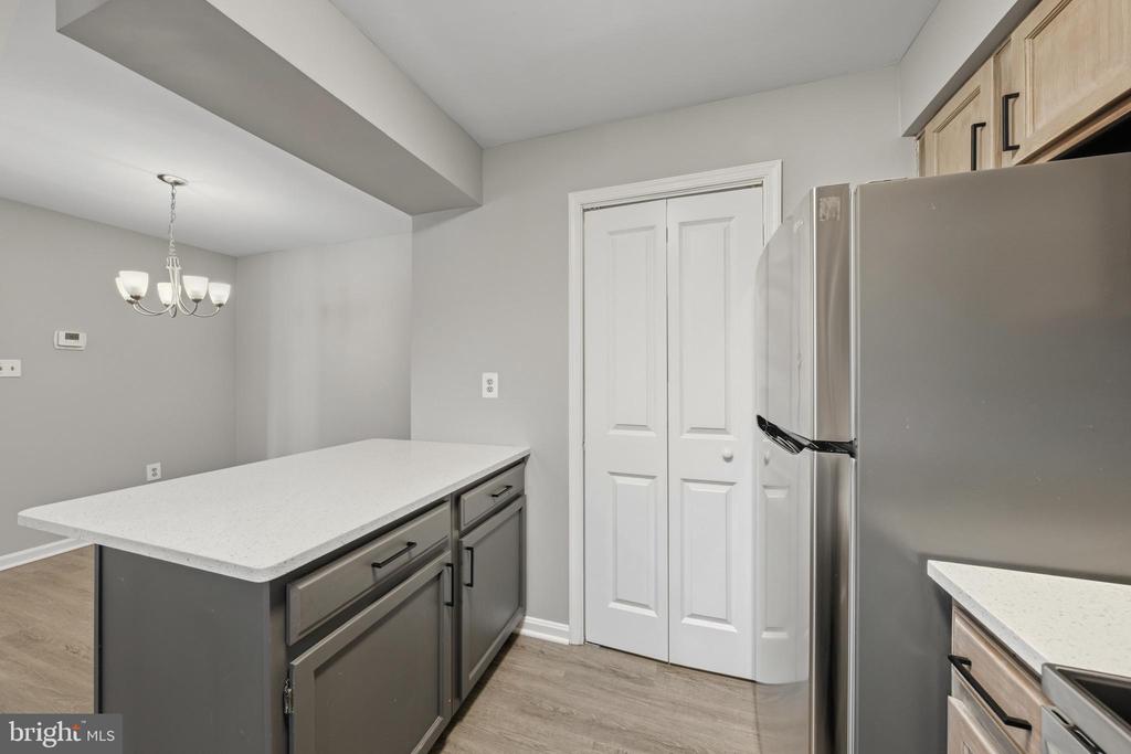 10198 ASHBROOKE COURT Unit: 125