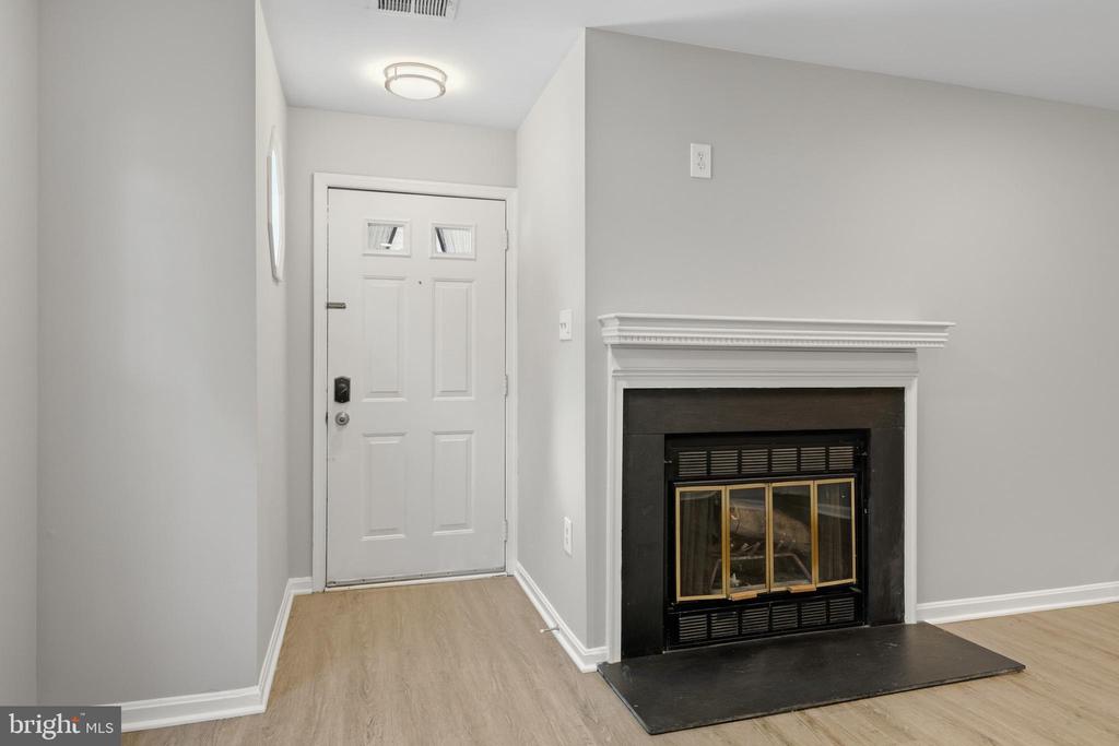 10198 ASHBROOKE COURT Unit: 125