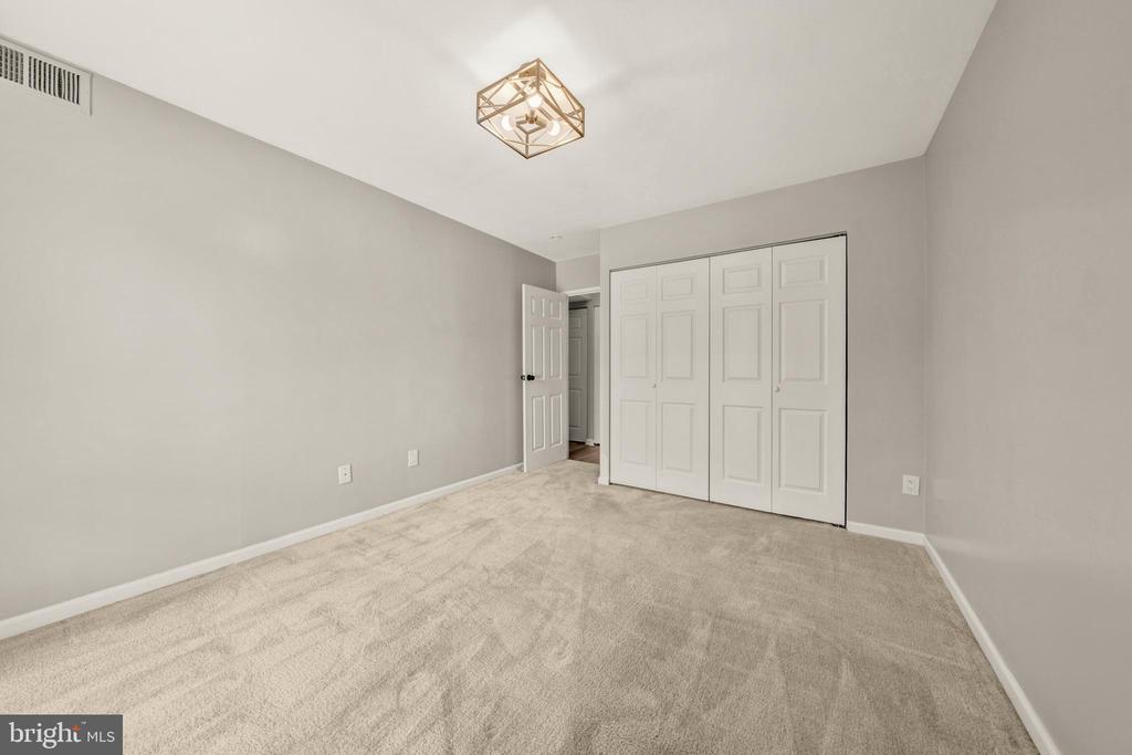 2045 ROYAL FERN COURT Unit: 41/11C