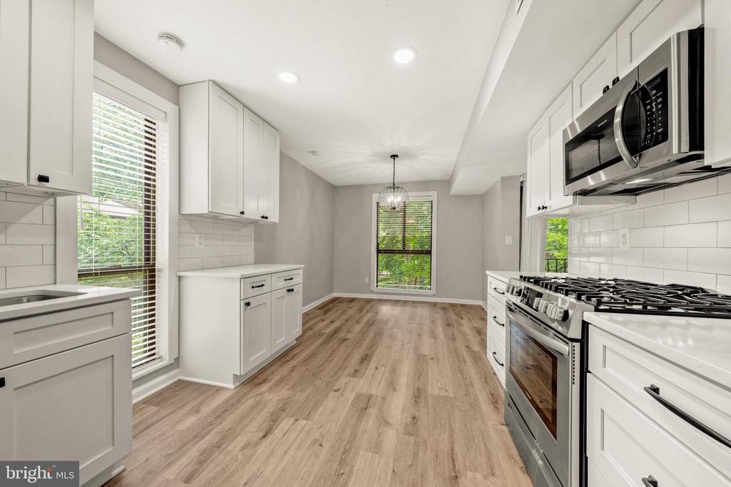 2045 ROYAL FERN COURT Unit: 41/11C