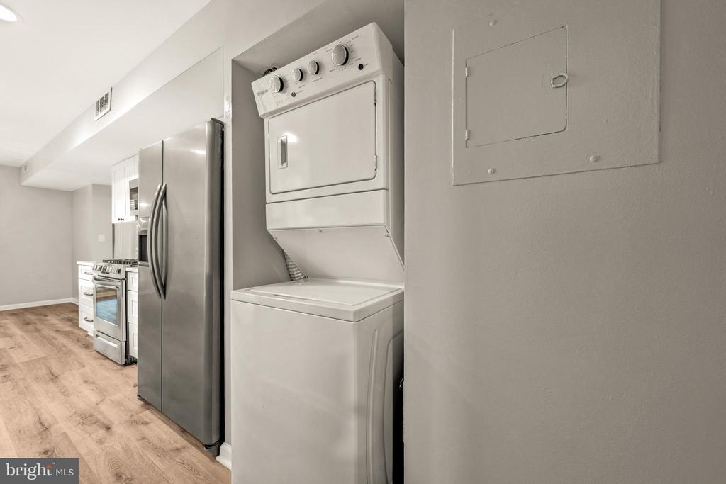 2045 ROYAL FERN COURT Unit: 41/11C