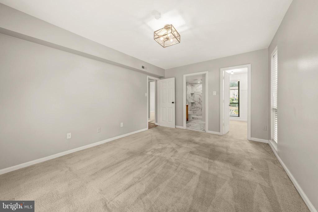 2045 ROYAL FERN COURT Unit: 41/11C
