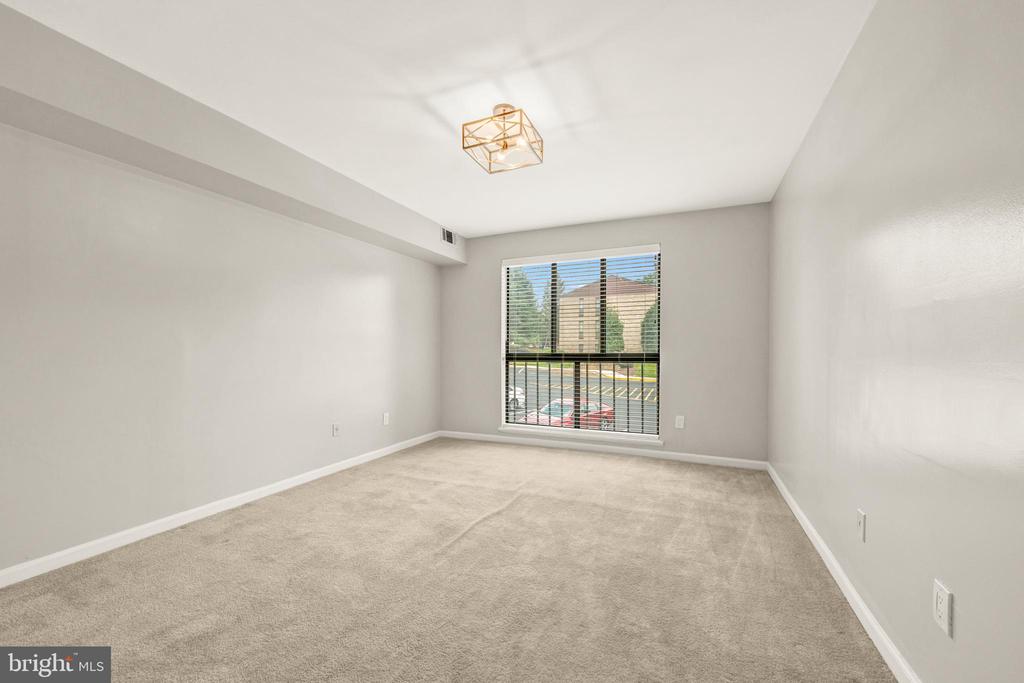 2045 ROYAL FERN COURT Unit: 41/11C