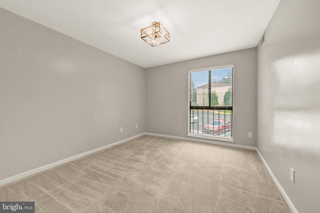 2045 ROYAL FERN COURT Unit: 41/11C
