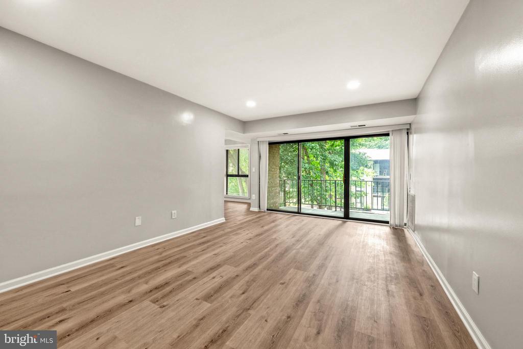 2045 ROYAL FERN COURT Unit: 41/11C