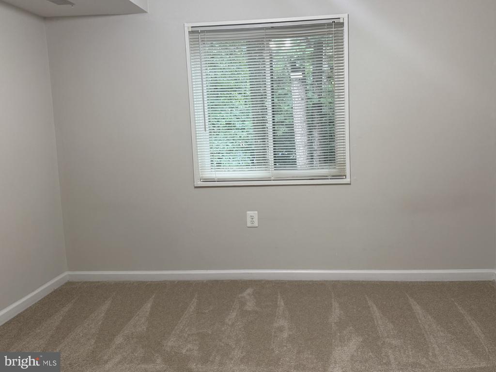 1520 NORTHGATE SQUARE Unit: 11B