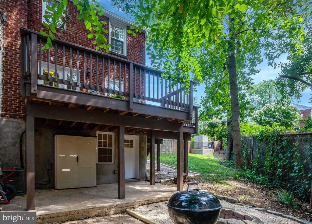 5910 EDGEHILL DRIVE