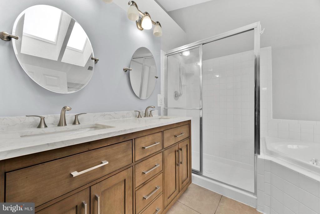6350 REGAL OAK DRIVE
