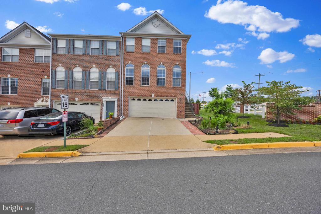 6350 REGAL OAK DRIVE