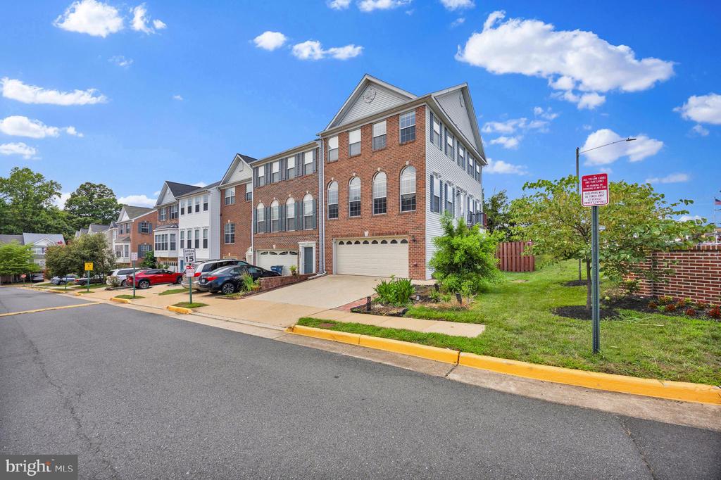 6350 REGAL OAK DRIVE