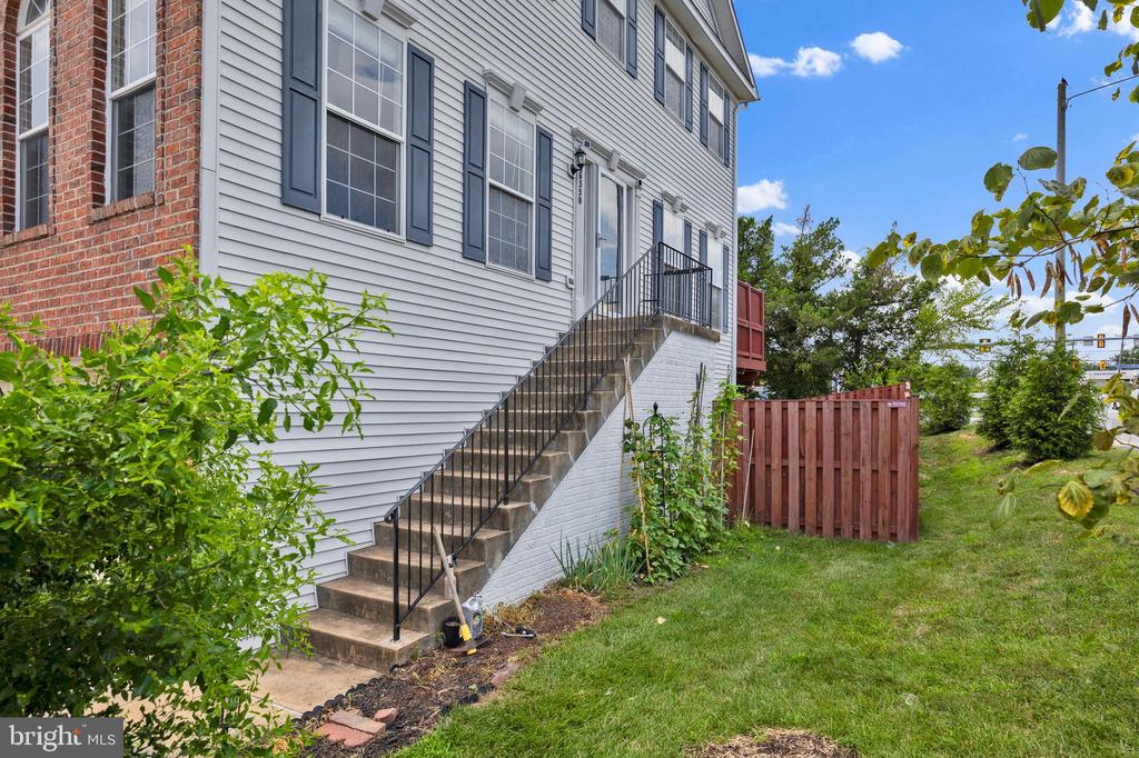 6350 REGAL OAK DRIVE
