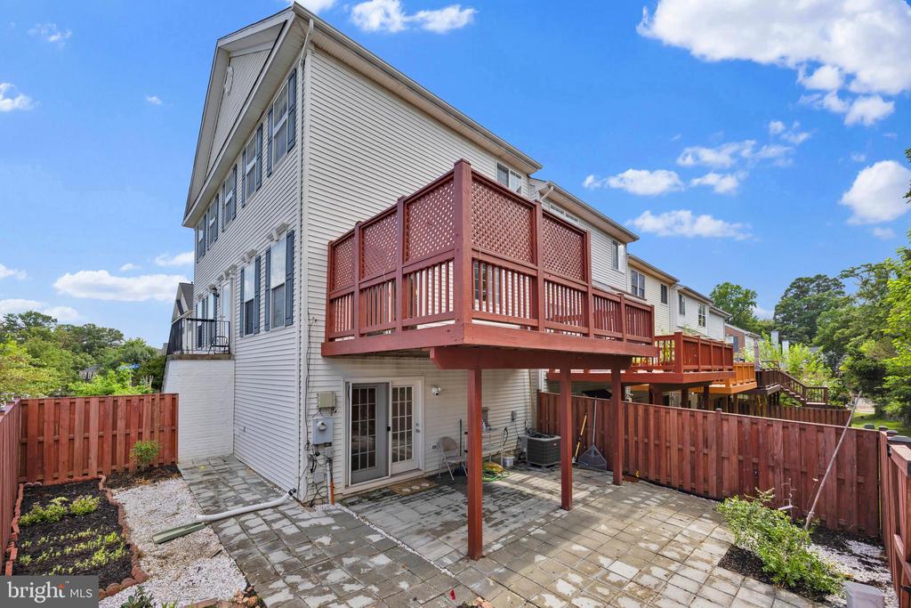 6350 REGAL OAK DRIVE