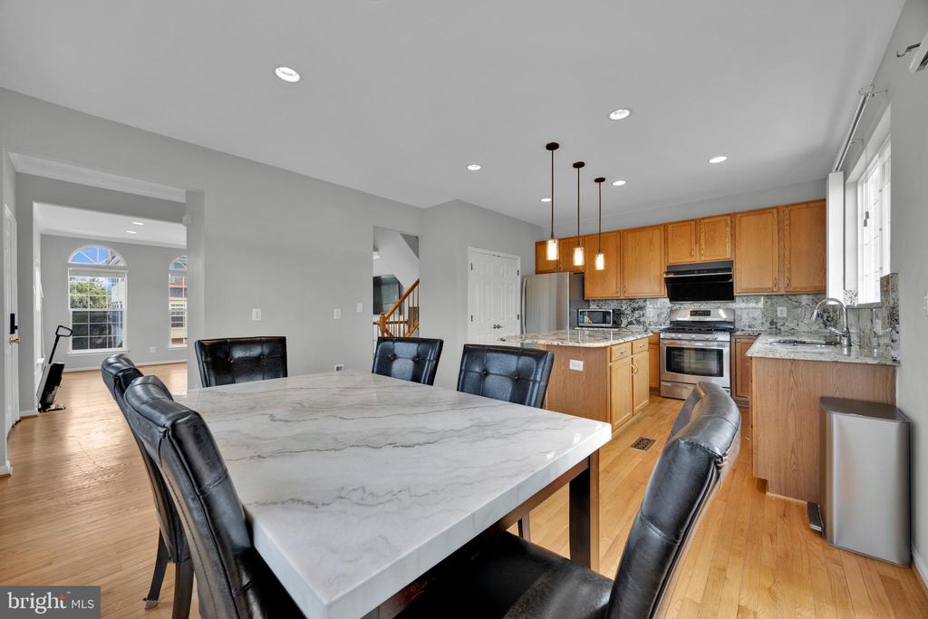 6350 REGAL OAK DRIVE