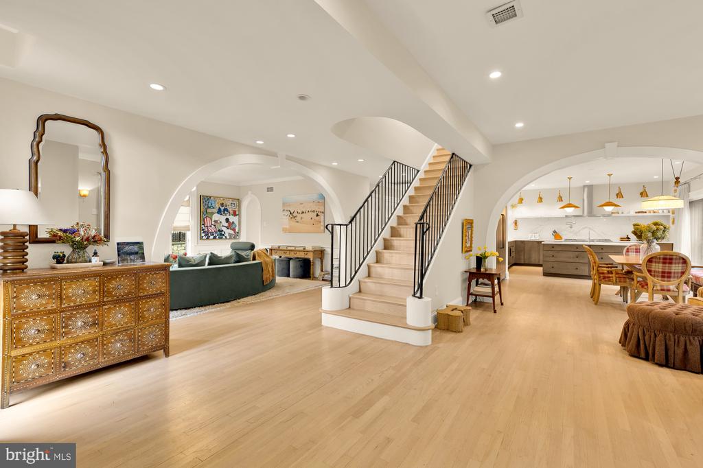 5848 ASPEN WOOD COURT