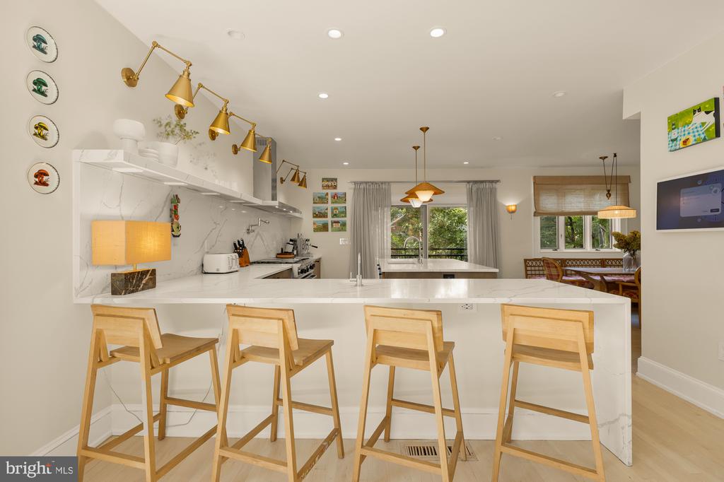 5848 ASPEN WOOD COURT