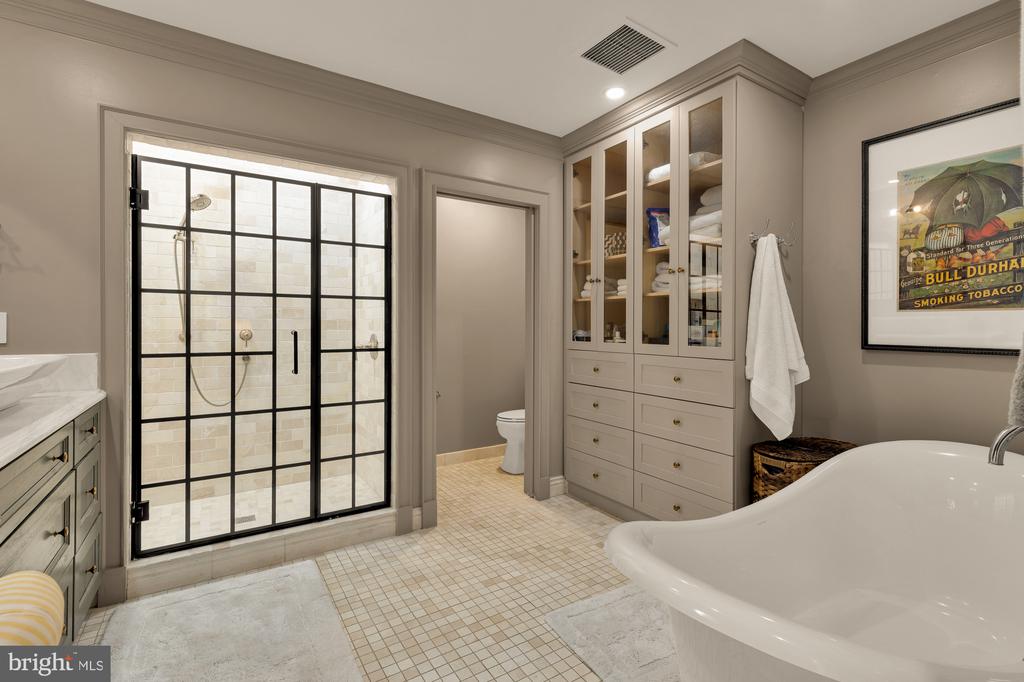 5848 ASPEN WOOD COURT