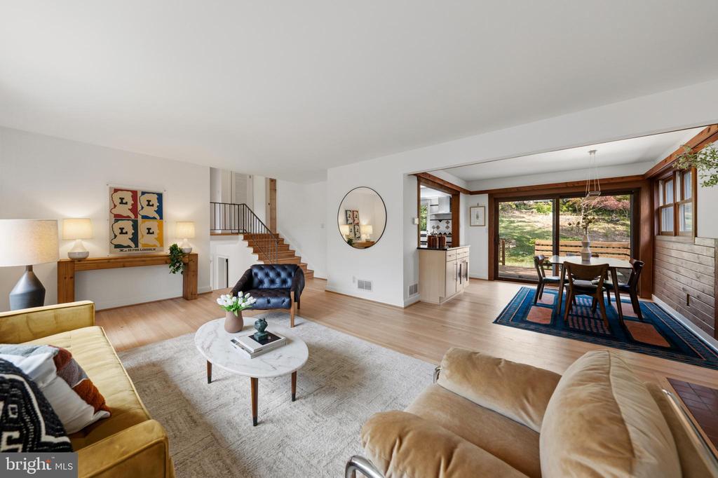 1435 WAGGAMAN CIRCLE