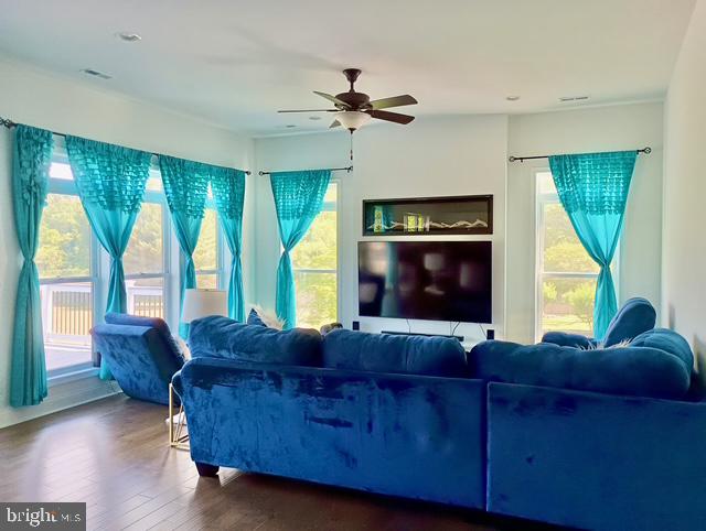1809 MACARTHUR DRIVE