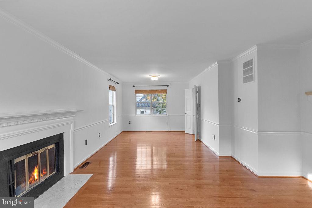 10004 GEORGIAN WOODS COURT